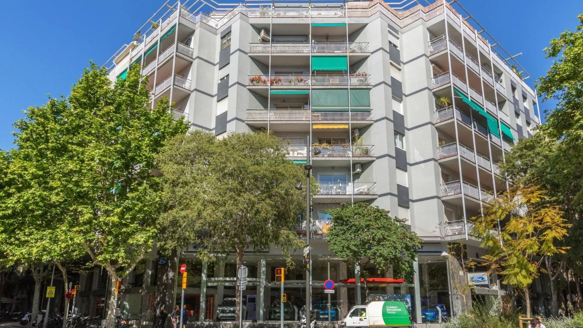 Apartment Eixample Esq Rocafort Diputacio By Interhome Barcelona 0*,  Spain