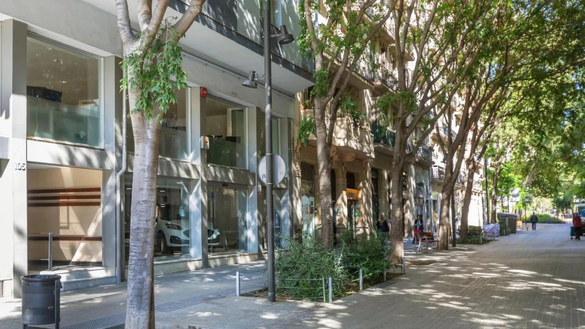 Apartment Eixample Esq Rocafort Diputacio By Interhome Barcelona Spain